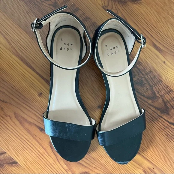a new day Black Wedge Sandals, size 6.5 - Picture 1 of 7